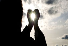 亚星体育：竞者｜专打日本选手！从替补到世界冠军，王艺迪的乒乓逆袭之路.